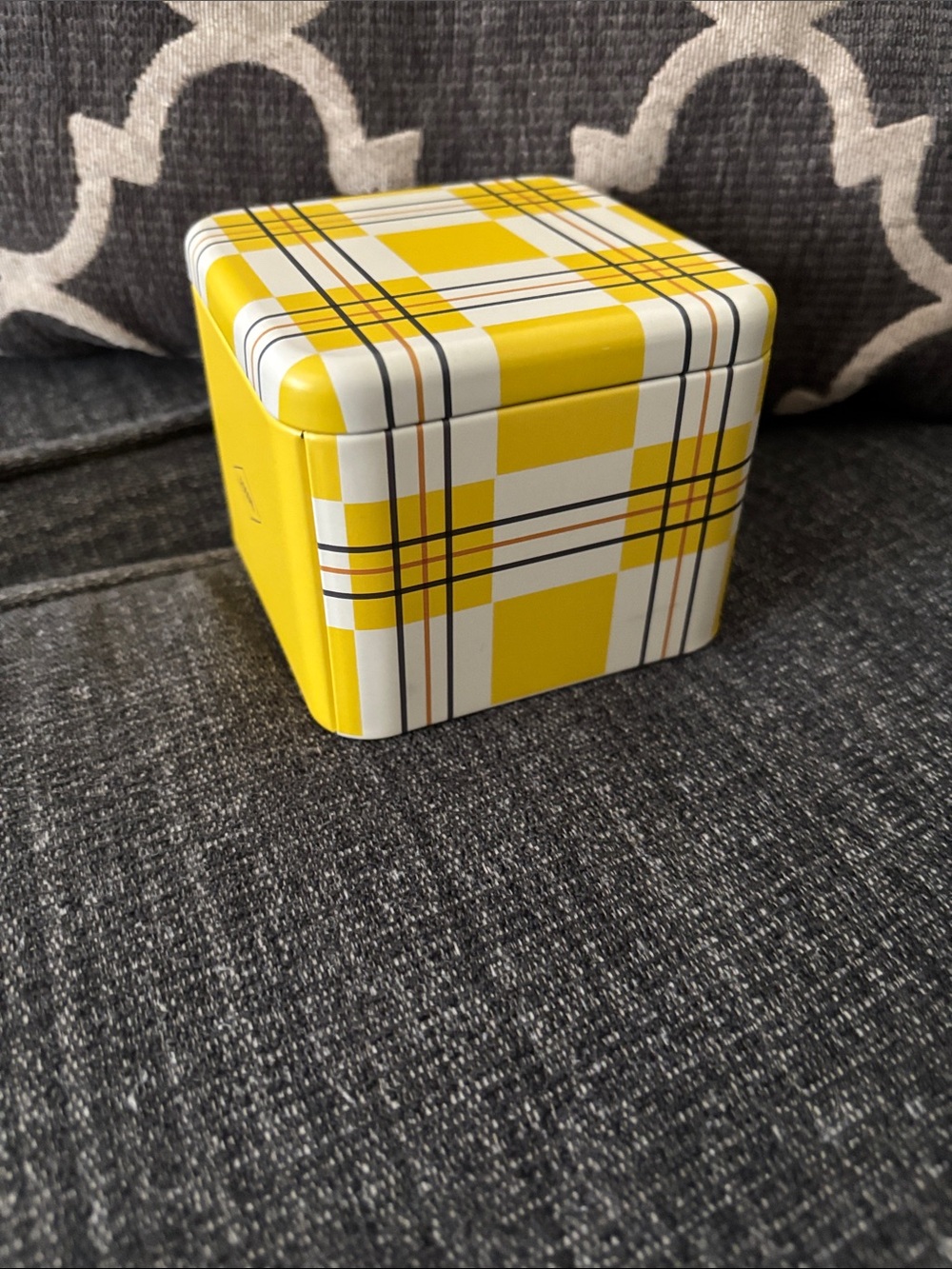 Fossil Tin Box - Picture 2 of 4